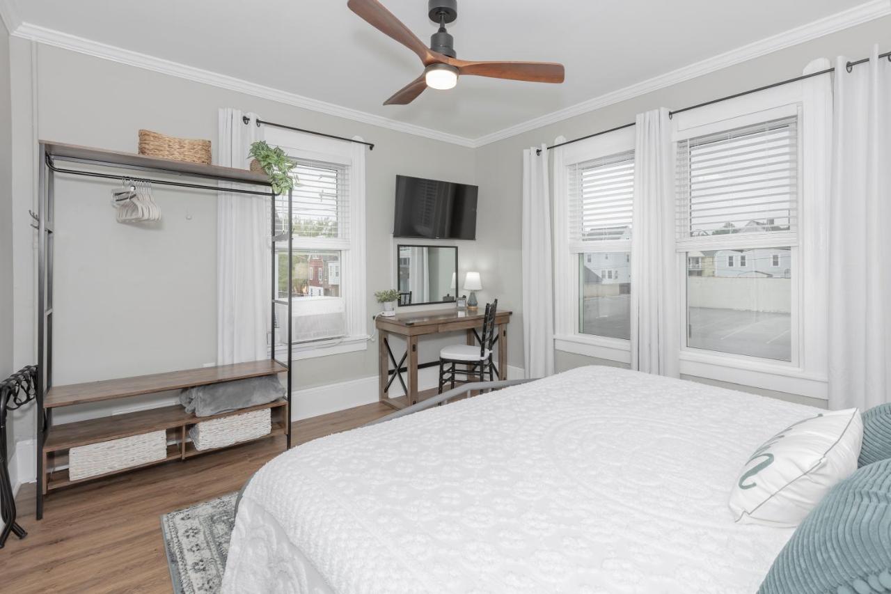 In The Heart Of Little Italy! Free Parking! Appartement Cleveland Buitenkant foto